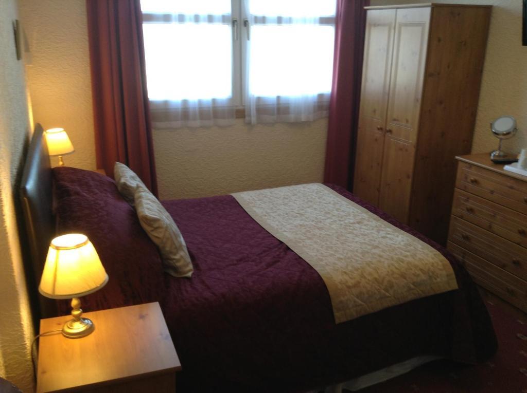The Richmond Guest House Ayr Bagian luar foto
